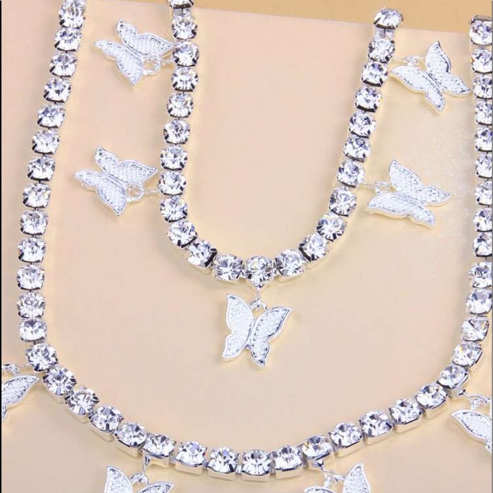2pc Butterfly Charm Necklace & Anklet - Picture 3 of 3